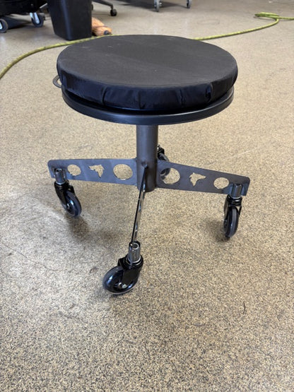Alpha Rolling Shop Chair